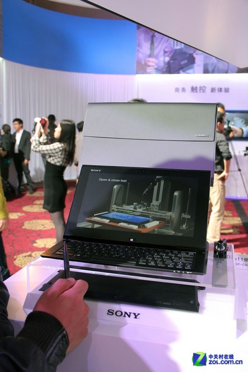 索尼发布Windows 8平台VAIO系列触屏电脑