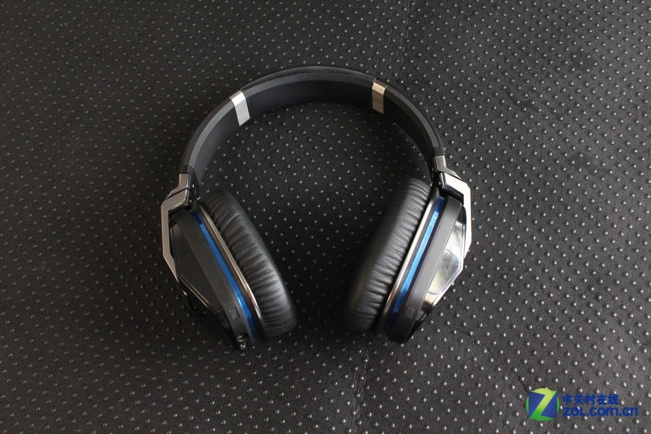 不走低端路! 罗技ue 9000蓝牙耳机图赏(19/34)